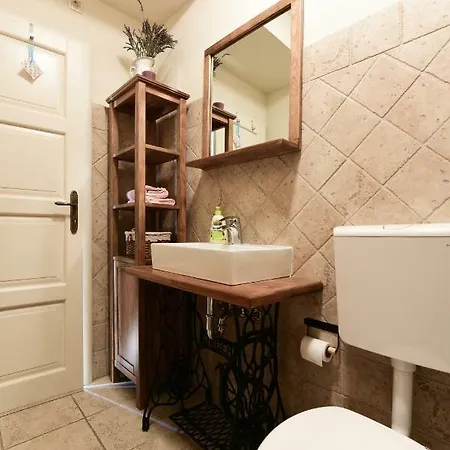 & Toni Appartamento Zara